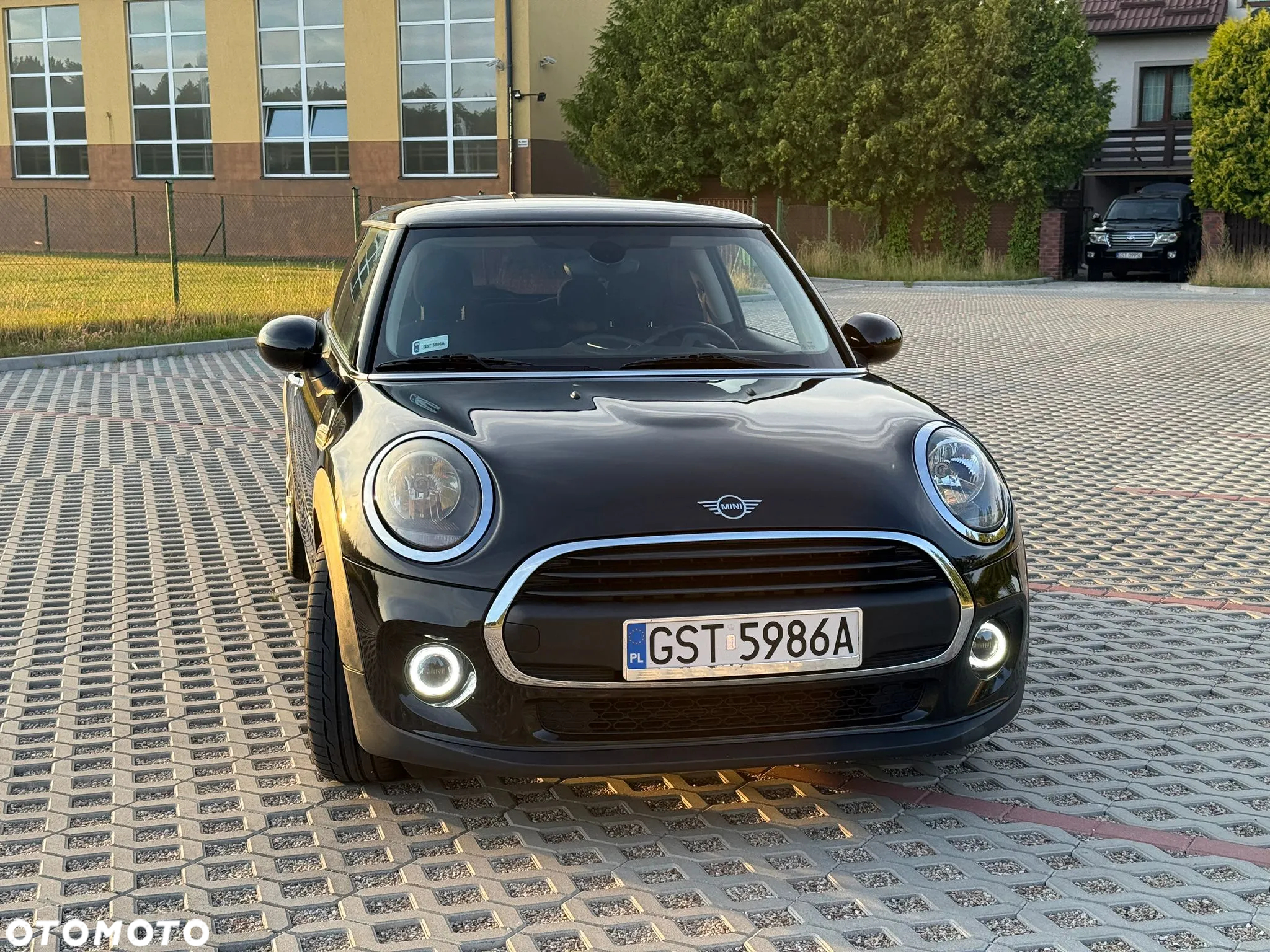 MINI ONE - 6