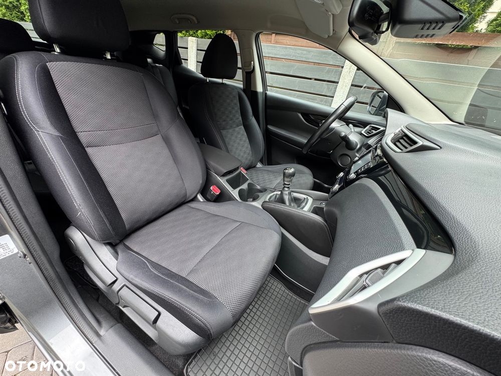 Nissan Qashqai 1.2 DIG-T N-Connecta - 28