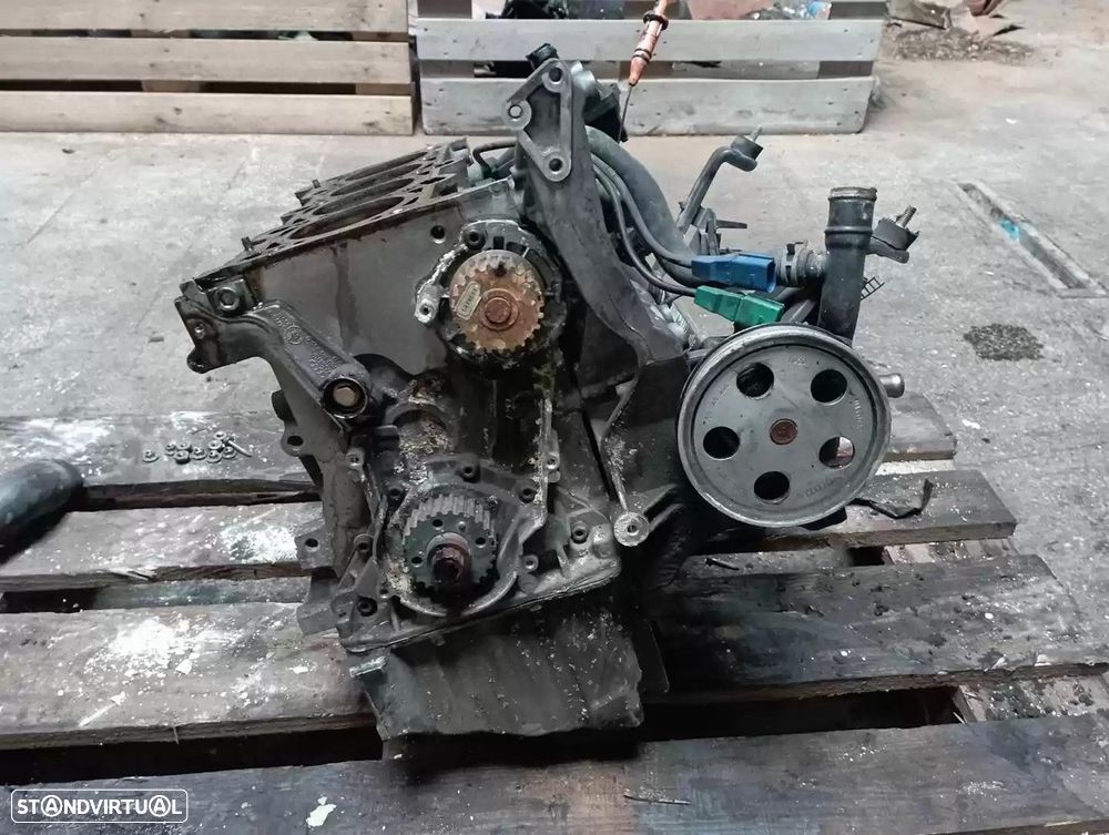 MOTOR COMPLETO AUDI A4 AVANT 2002 -AWA - 2