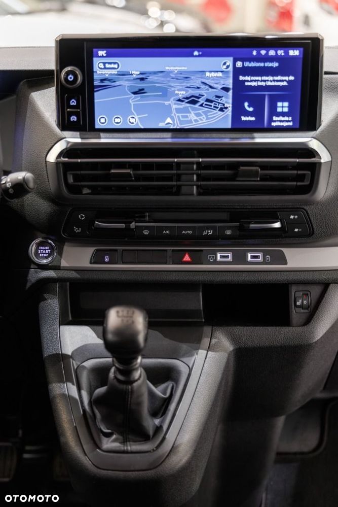Toyota Proace Verso - 27