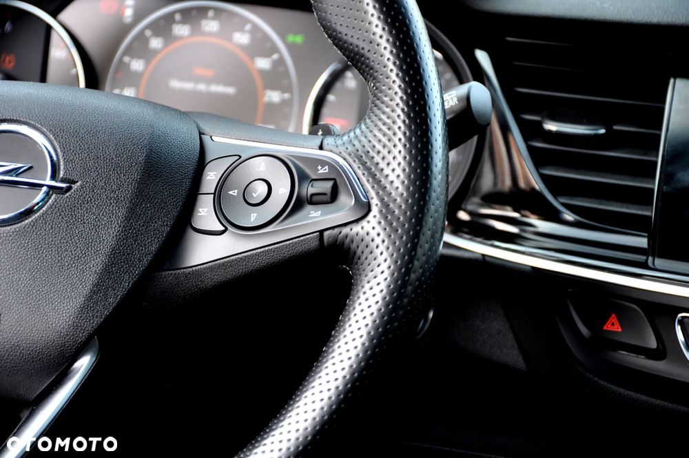 Opel Insignia 2.0 CDTI automatik Business Edition - 29