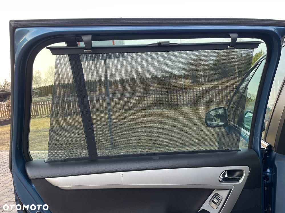 Citroën C4 Grand Picasso - 28