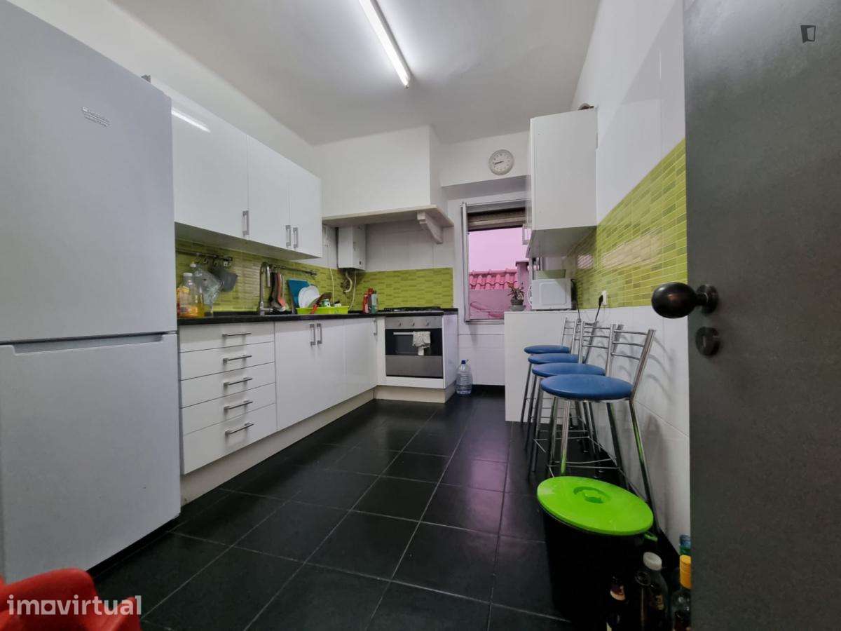Quarto - localizado em Alcântara Lisbon - Grande imagem: 3/9