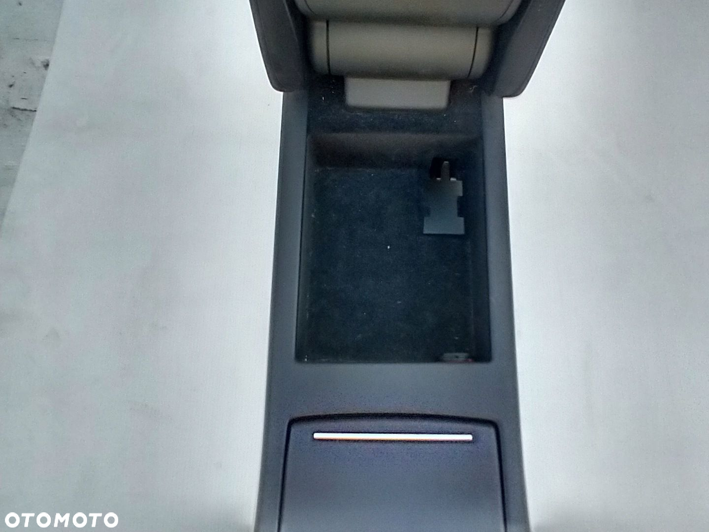 AUDI A6 C7 4G TUNEL ŚRODKOWY PODŁOKIETNIK DEKOR KRATKA NAWIEWU TYŁ SCHOWEK - 8