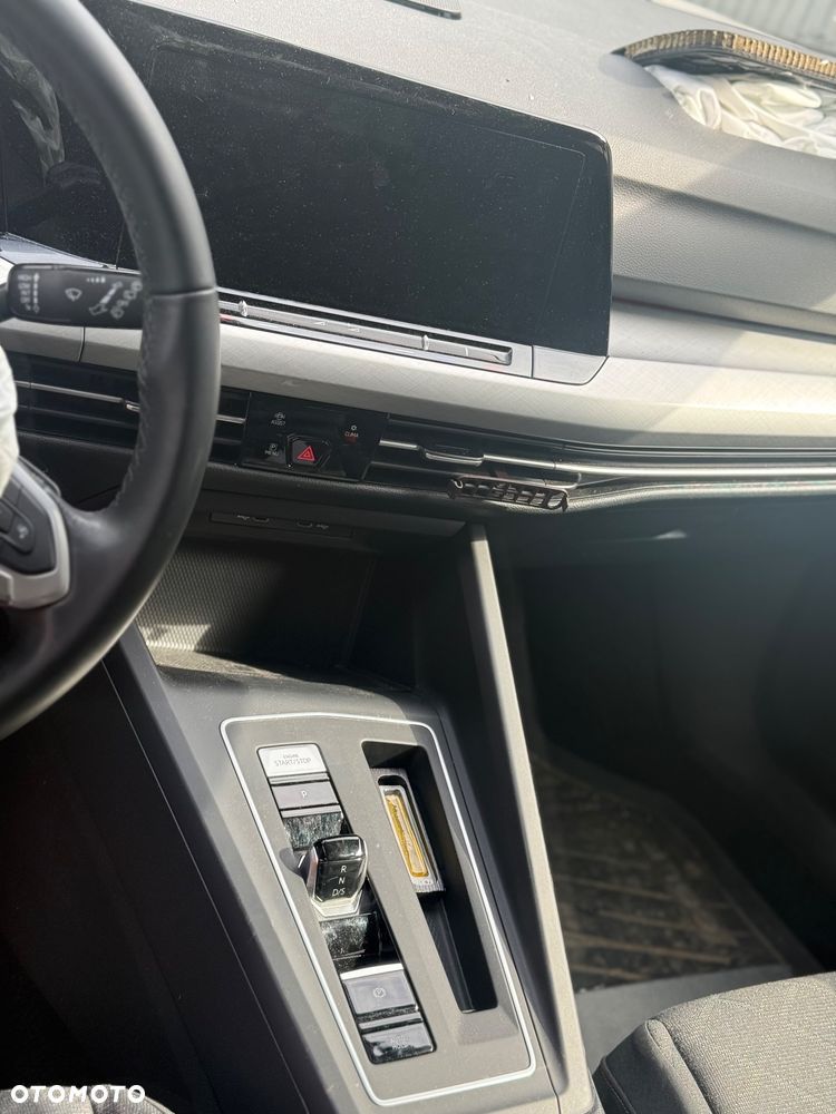 Volkswagen Golf - 16