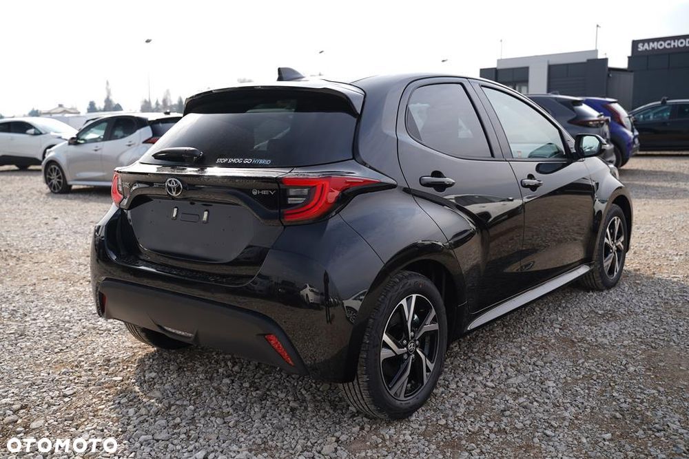 Toyota Yaris - 4