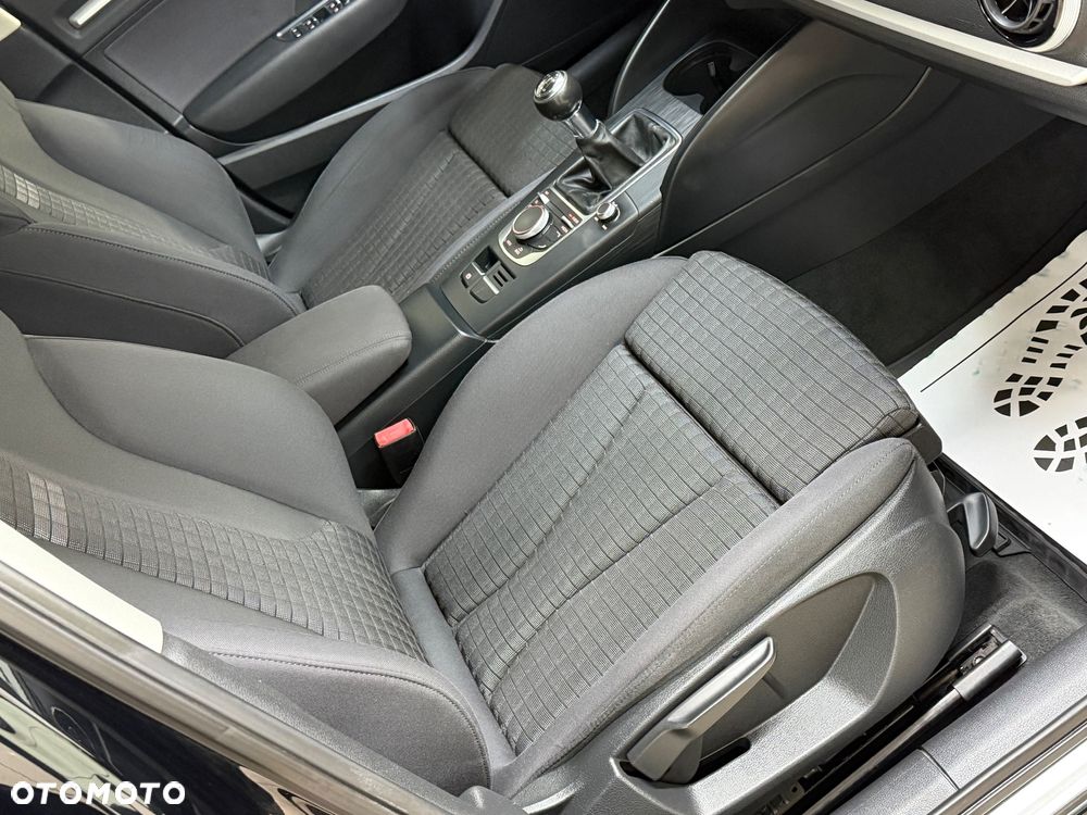 Audi A3 Sportback 2.0 TDI Ambition - 31