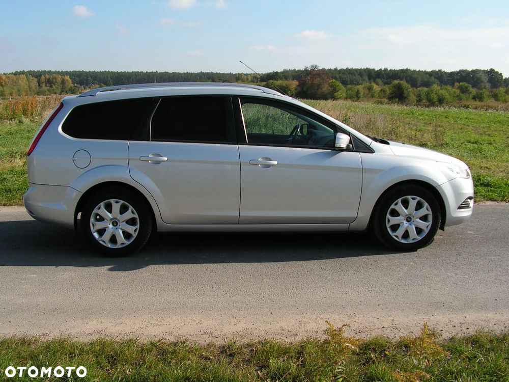 Ford Focus 1.6 Trend EU5 - 8
