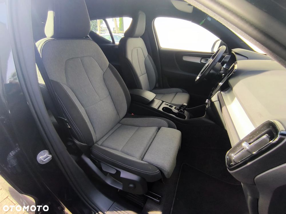 Volvo XC 40 T2 Core - 23