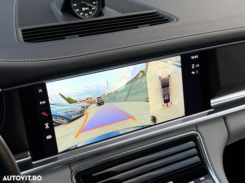 Porsche Panamera - 20