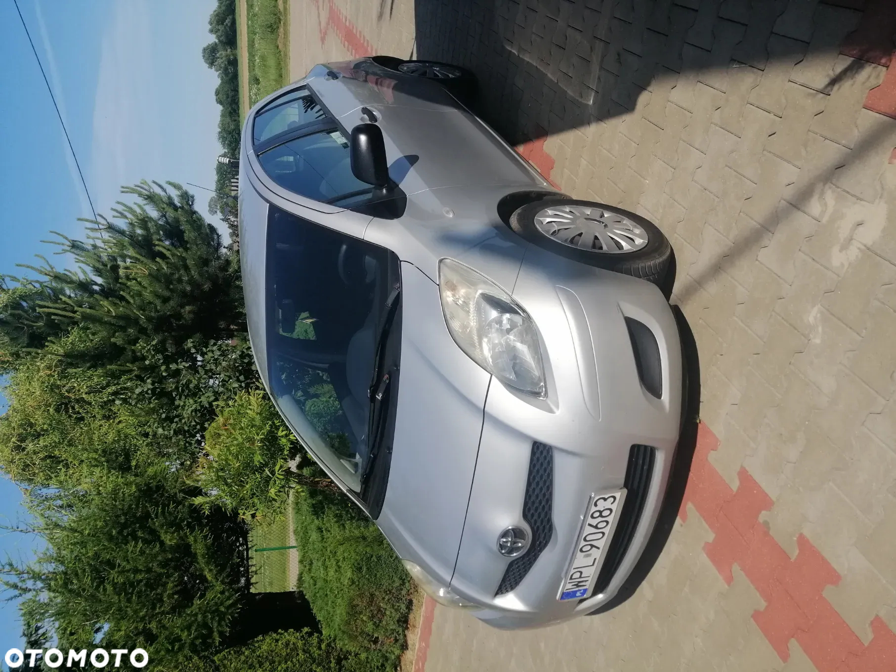 Toyota Yaris - 4
