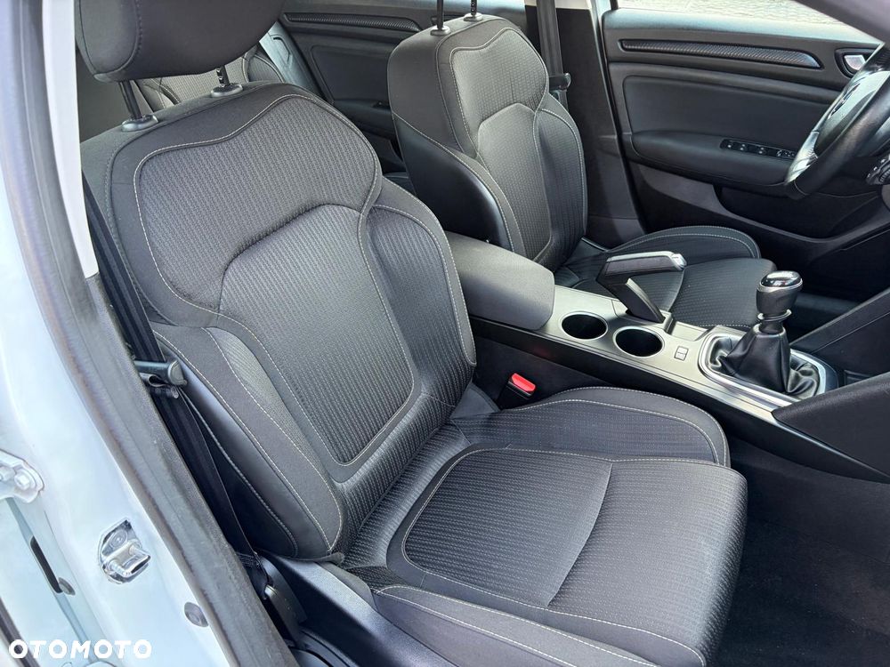 Renault Megane 1.5 Blue dCi Intens - 22