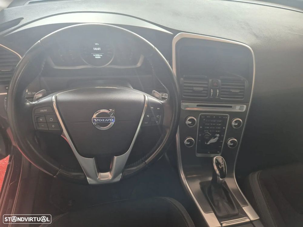 Volvo XC 60 - 6