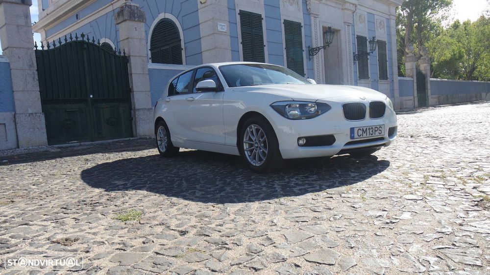BMW 116 i Aut. Sport Line - 7