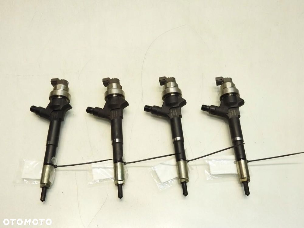 WTRYSK WTRYSKI OPEL ASTRA J LIFT 1.7 CDTI 55567729 - 2
