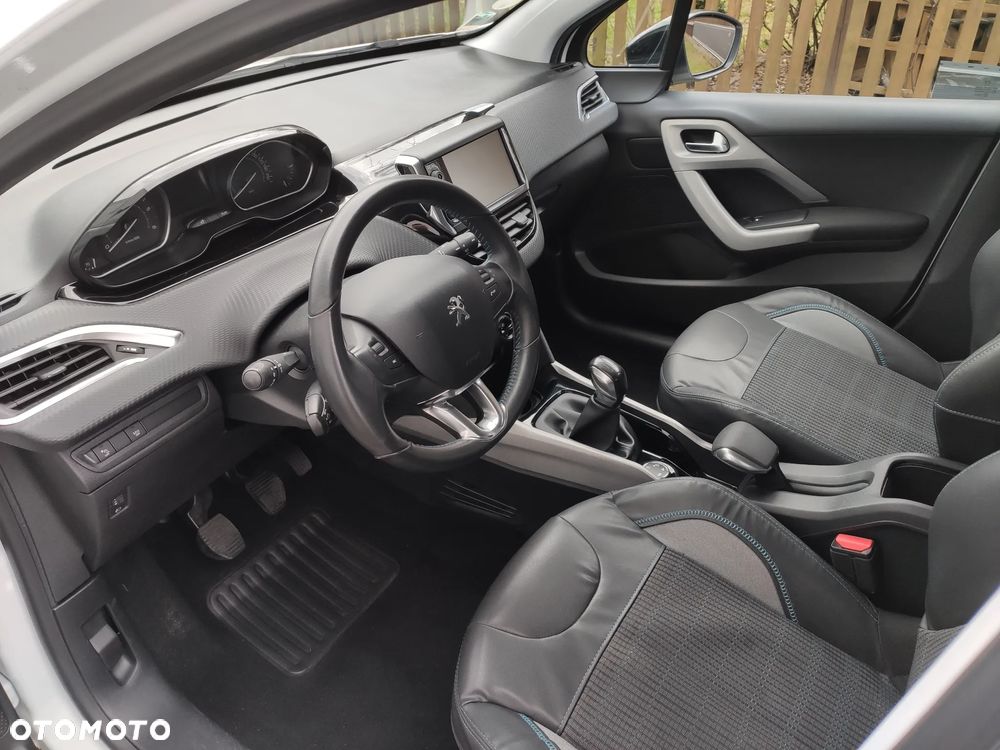 Peugeot 2008 1.6 BlueHDi Allure - 6