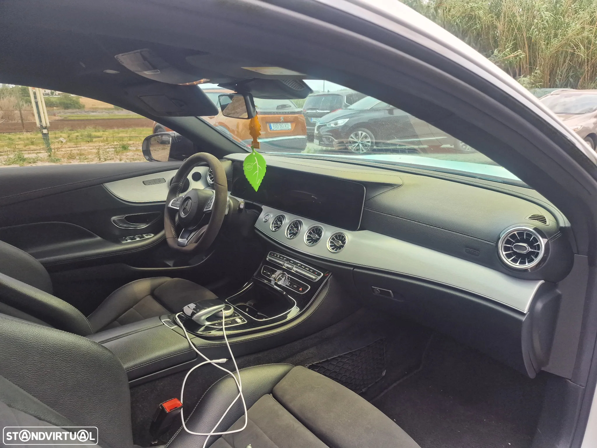 Mercedes-Benz E 220 d Coupe 9G-TRONIC AMG Line - 27