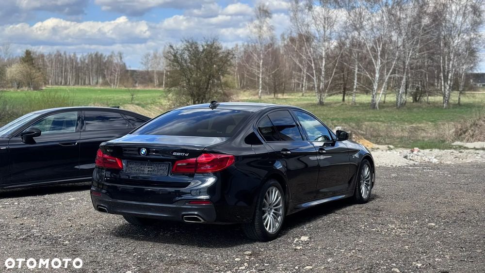 BMW Seria 5 520d xDrive - 3