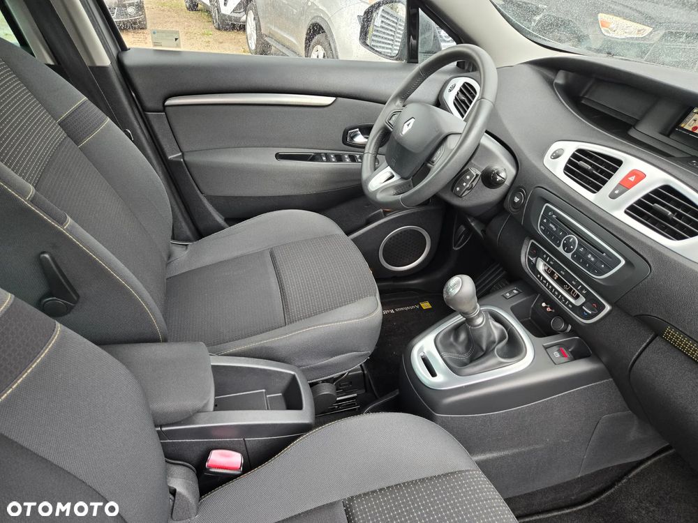 Renault Scenic 1.6 Confort Authentique - 16