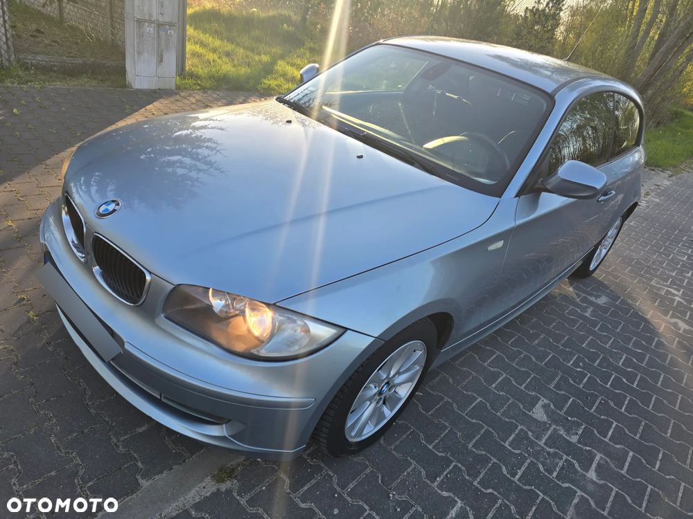 BMW Seria 1 116d DPF - 4