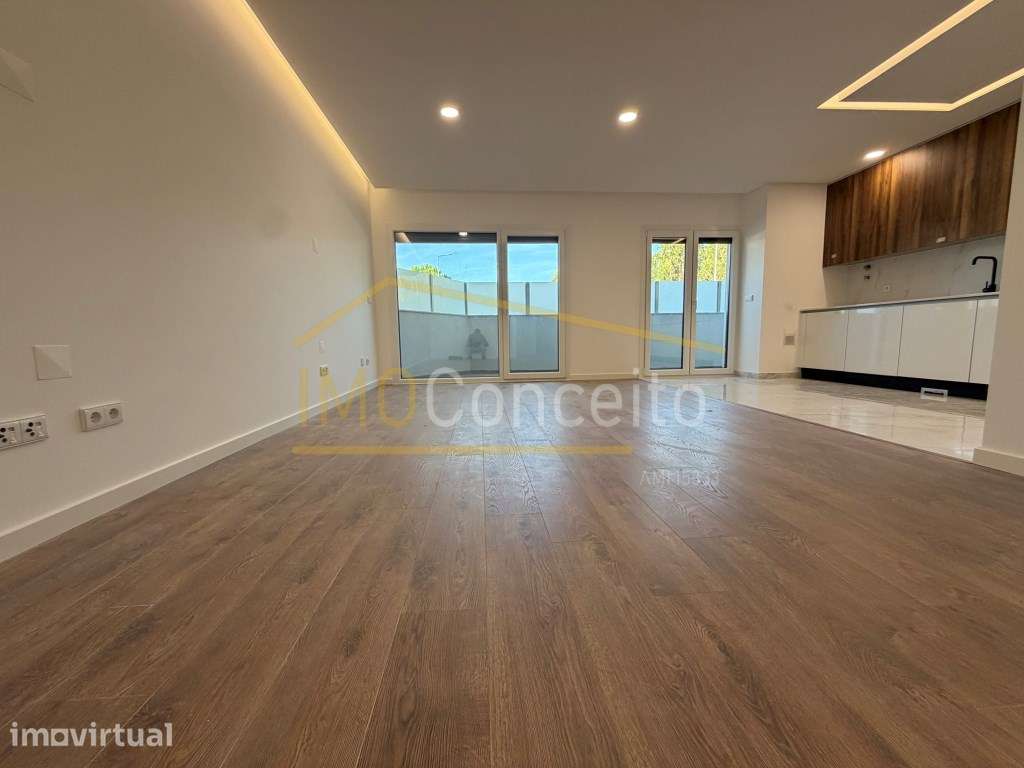 Apartamento T3 | Condomínio Fechado - Piscina e Garagem | Entroncam... - Grande imagem: 2/39