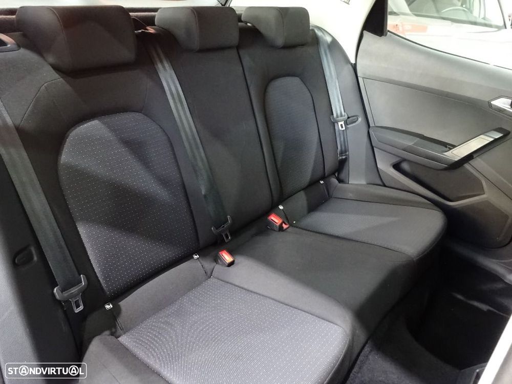 SEAT Arona 1.0 TSI Style DSG - 30