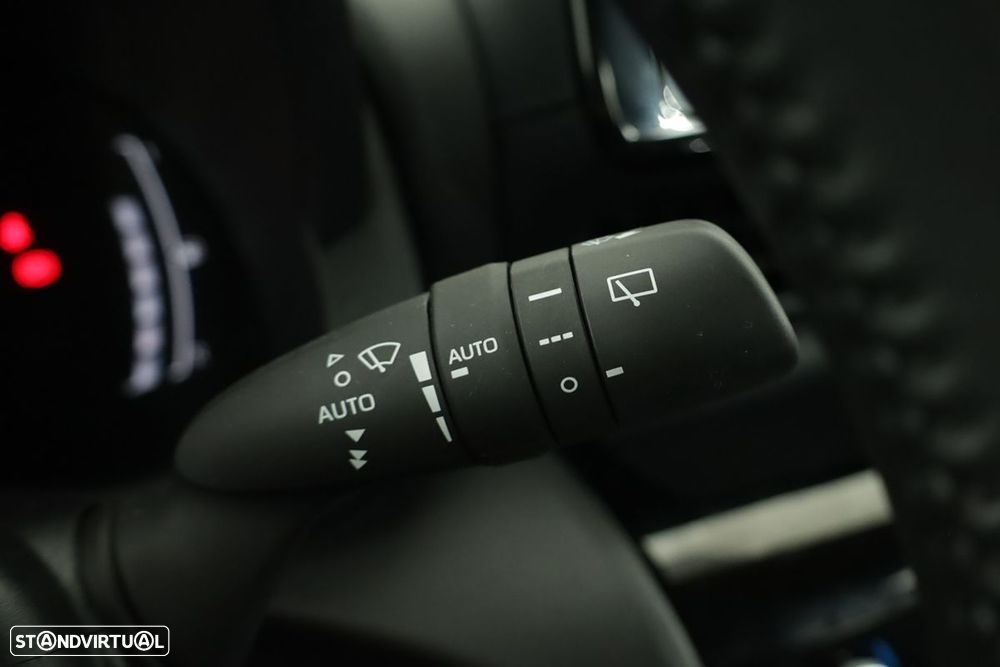 Toyota Yaris Cross 1.5 HDF Comfort - 18