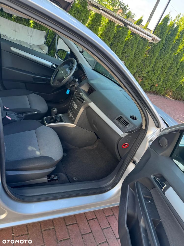 Opel Astra 1.6 - 19
