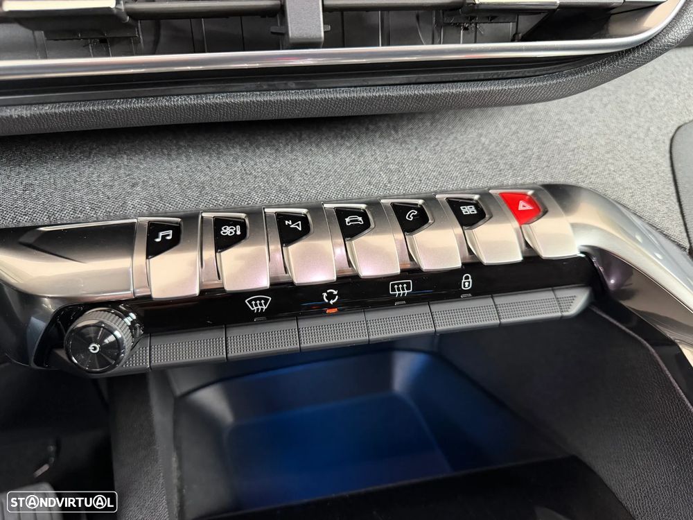 Peugeot 3008 1.6 BlueHDi Allure EAT6 - 32