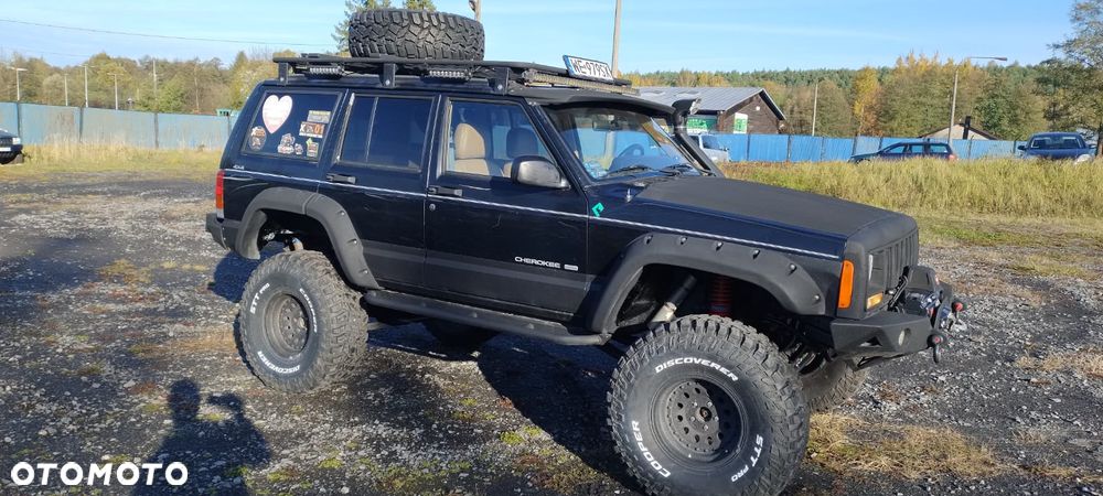 Jeep Cherokee 4.0 Limited - 14