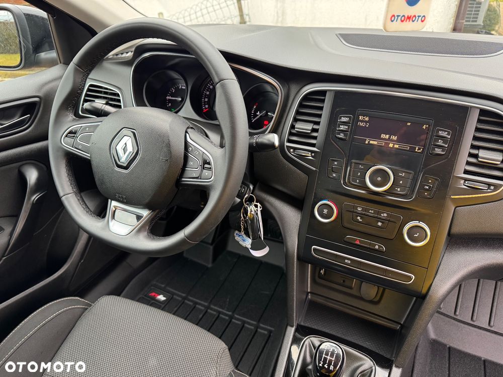Renault Megane 1.6 SCe Life - 27