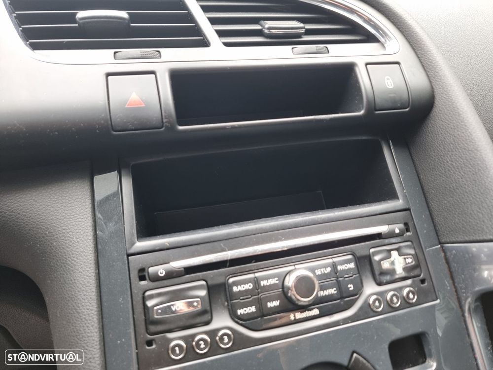 Peugeot 3008 1.6 HDi Style - 9