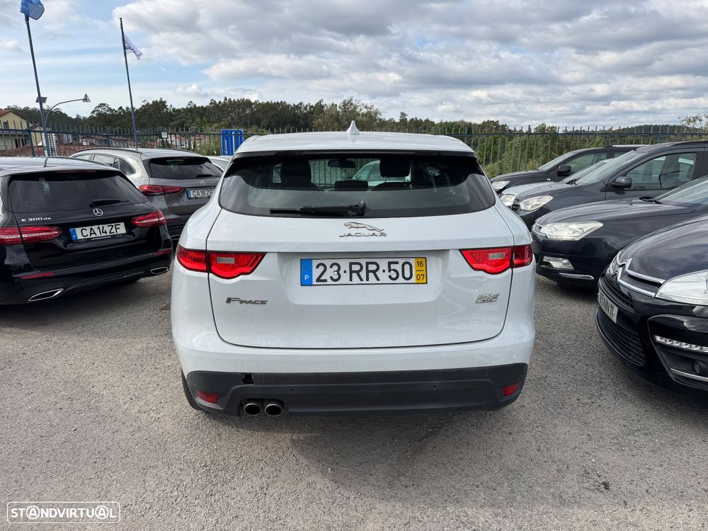 Jaguar F-Pace 2.0 i4D Pure - 5