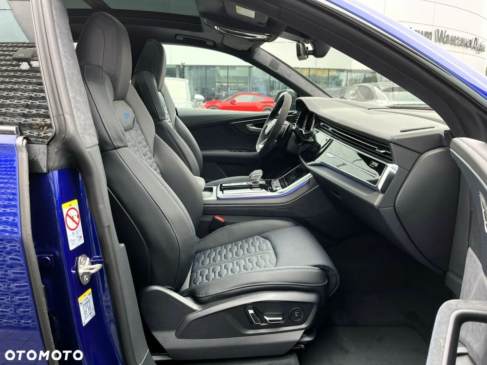 Audi RS Q8 - 12