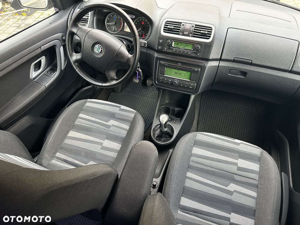 Skoda Roomster 1.4 16V Comfort - 19