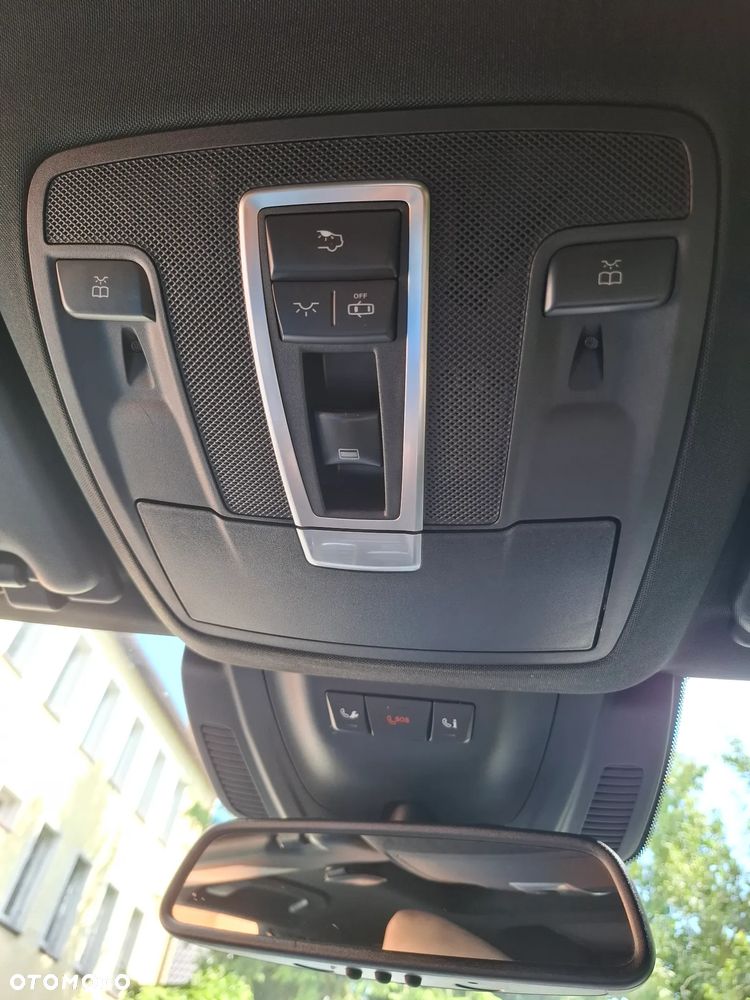 Mercedes-Benz GLS - 36