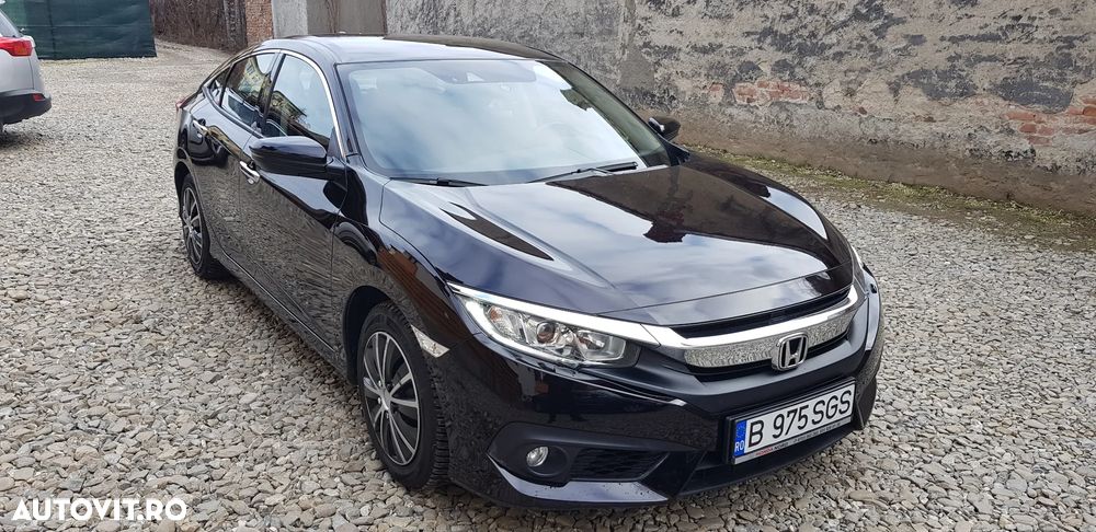 Honda Civic 1.5 VTEC Turbo Elegance Navi - 3