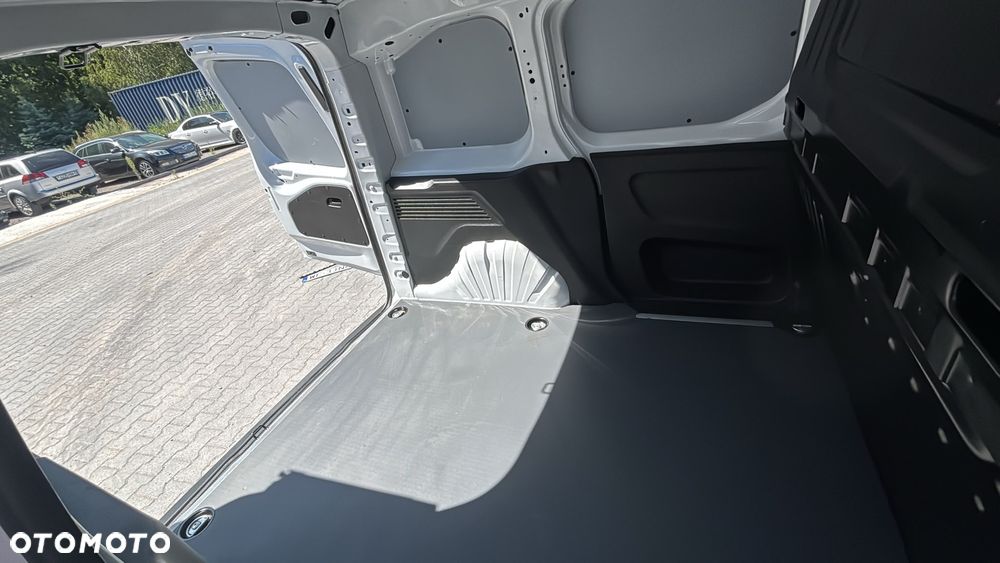 Toyota Proace City - 7