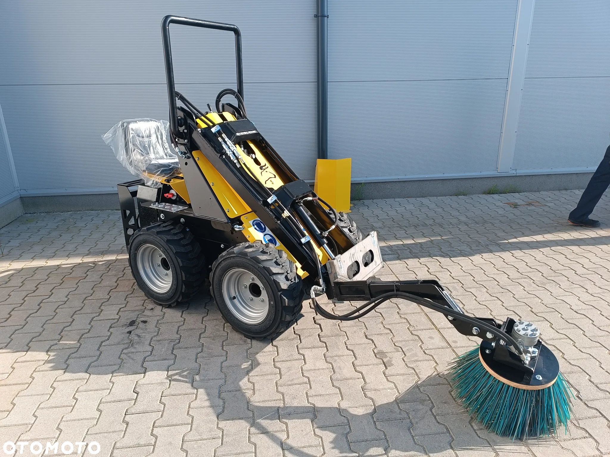 Inny TUR N525 Mini ładowarka Miniładowarka mini-ładowarka Polska produkcja skid steer - 7