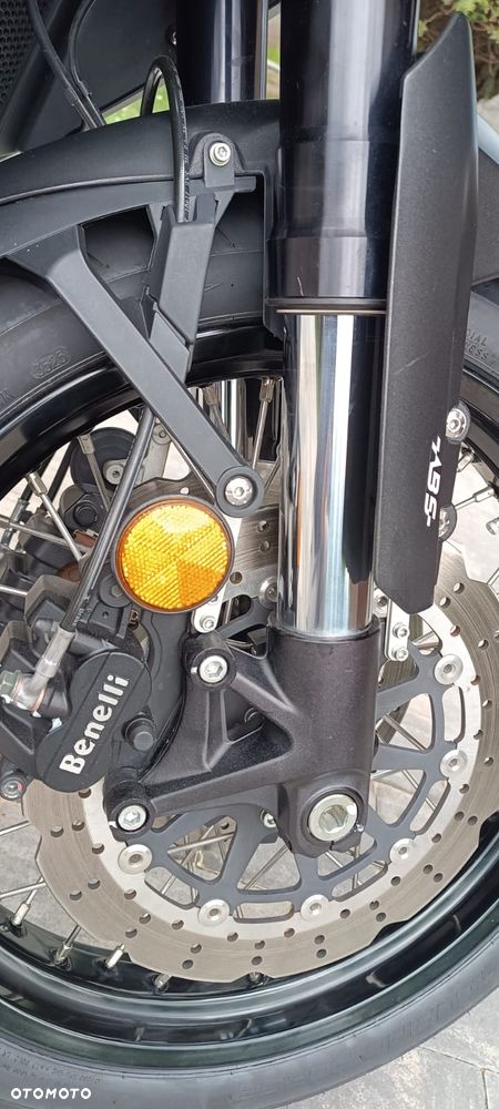 Benelli TRK 502X - 17