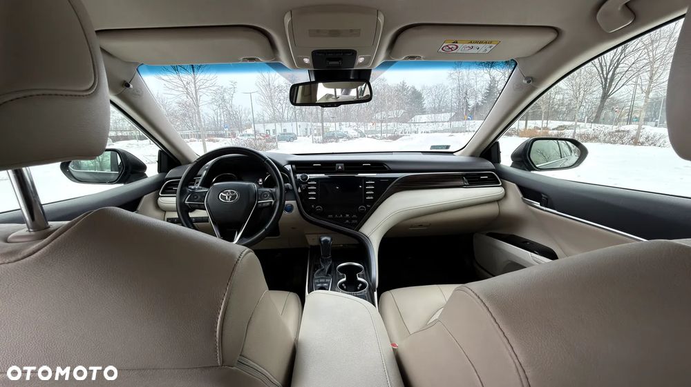 Toyota Camry 2.5 Hybrid Executive CVT - 5