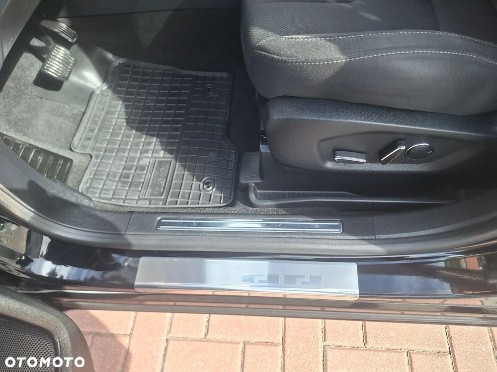 Ford S-Max 2.0 TDCi Titanium PowerShift - 15