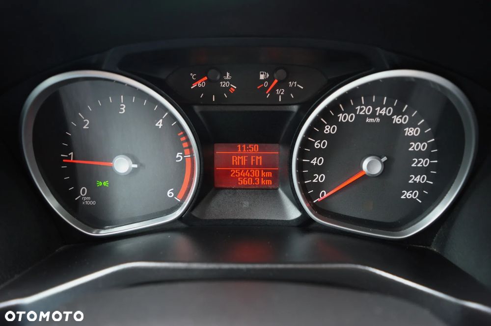 Ford Mondeo 1.8 TDCi Gold X - 40