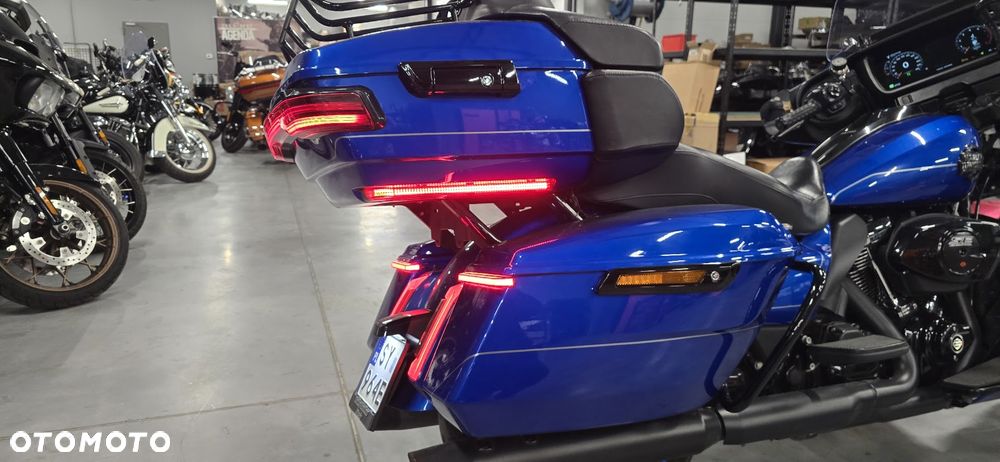 Harley-Davidson Touring Street Glide - 8