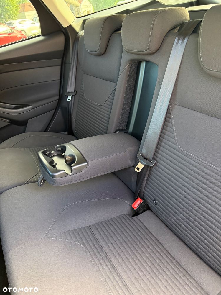 Ford Focus 1.0 EcoBoost STart-Stopp-System TITANIUM - 27