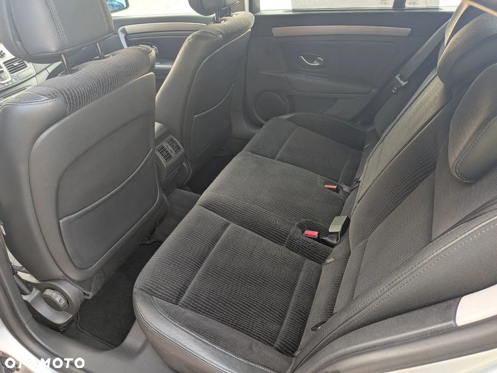 Renault Laguna 2.0 Privilege - 23