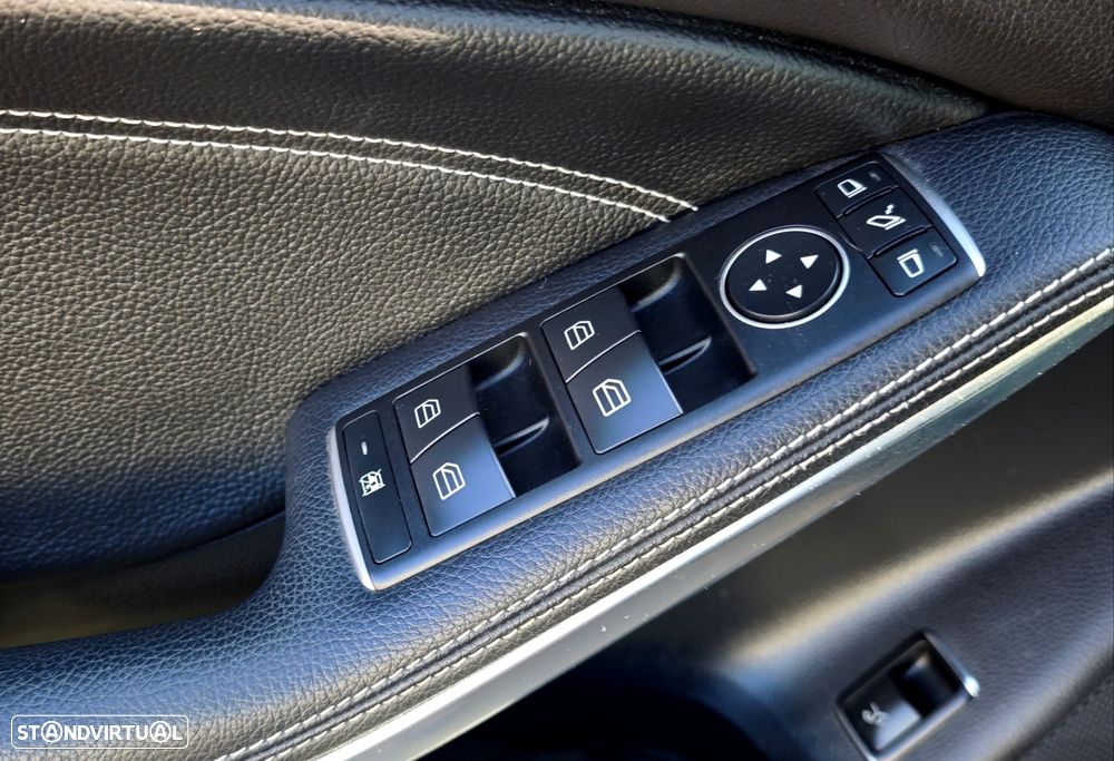 Mercedes-Benz GLA 180 d Urban - 19