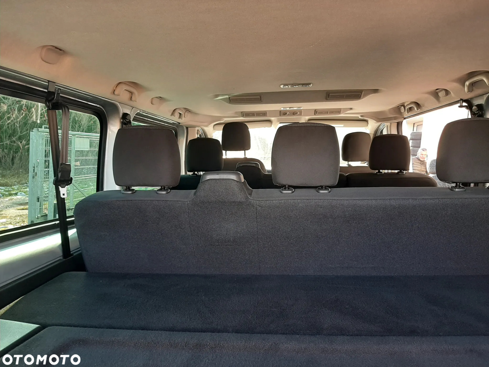 Renault Trafic SpaceClass 2.0 dCi - 9