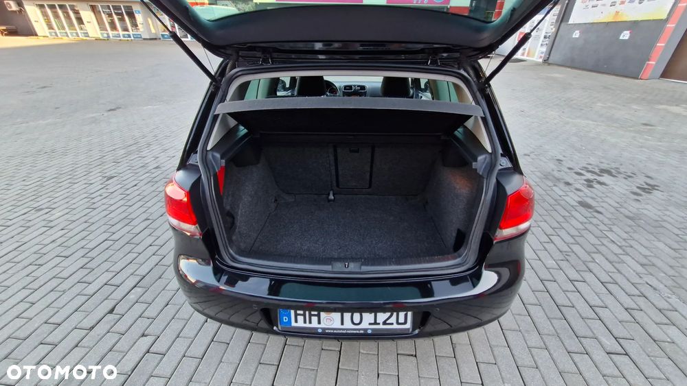 Volkswagen Golf 1.6 TDI DPF MATCH - 25
