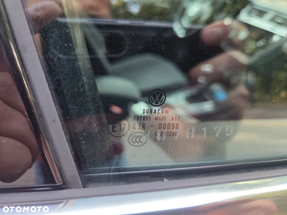 Volkswagen Tiguan - 12